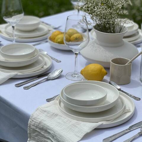 Zoha Zoha Geschirr-Set Pure Teller Set aus Porzellan in weiß (24-tlg), Porzellan, Spülmaschinenadapté et